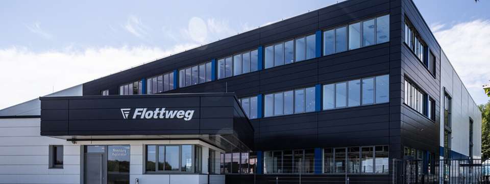 Das Process Center am Flottweg-Standort in Vilsbiburg vereint Labor, Technikum und moderne Arbeitsplätze für die praxisnahe Entwicklung von Prozesslösungen.