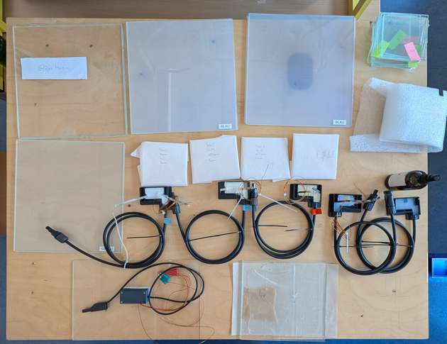 Im Projekt GreenSolarModules hat ein Team der TH Köln verschiedene Komponenten von Solarmodulen – Gläser, Kunststofffolien und Vergussmassen – umweltfreundlicher und langlebiger gestaltet.