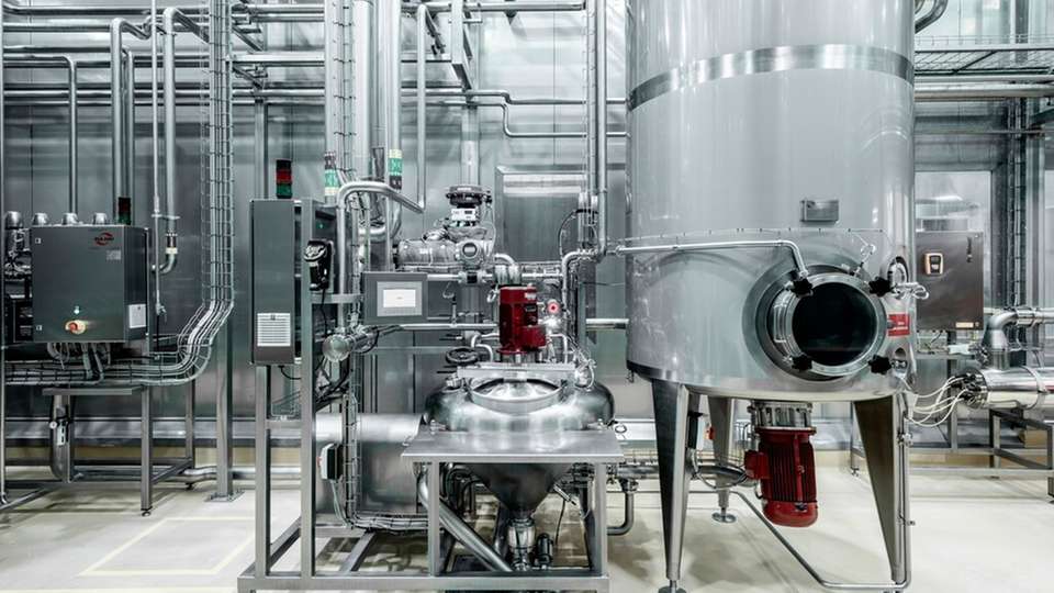 Ausmischanlagen und Sirupräume legen die Grundlagen für die Qualität des Endproduktes.