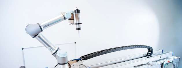 Die Movotrak CTU basiert auf zwei Lineareinheiten, die selbst bei ganz ausgefahrenem Roboterarm maximale Momentbelastung und Steifigkeit gewährleisten.