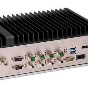 Der Railway-Computer RML-R10 bindet Kameras und Sensoren über vier dedizierte Single-Pair-Ethernet-Schnittstellen direkt in Schienenfahrzeuge ein.