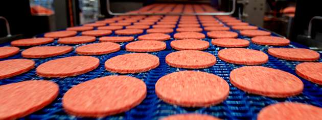 Die Tiefkühl-Pattys werden für große Fast-Food-Ketten hergestellt.