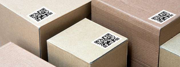 Die Systeme kennzeichnen branchenübergreifend Produkte, Verpackungen und Paletten mit Tinte, Laser sowie Etiketten. 