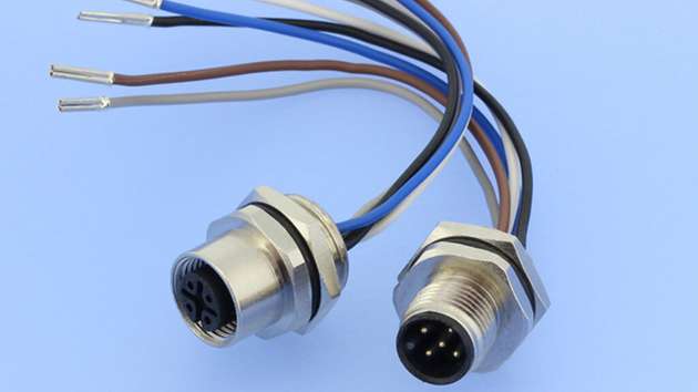 M12-Einbaustecker und -kupplungen mit Einzellitzen.