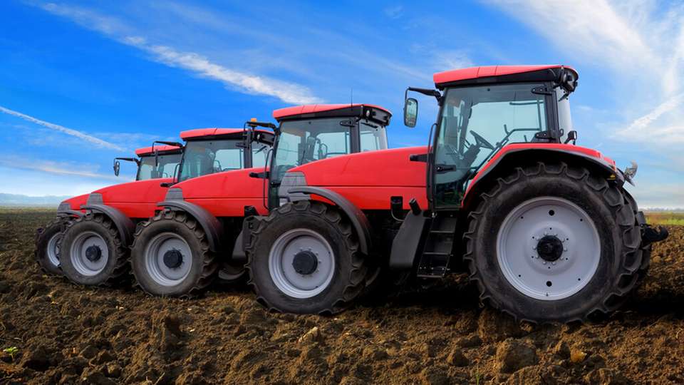  In Deutschland sind rund 1,8 Millionen land- und forstwirtschaftliche Traktoren registriert. 