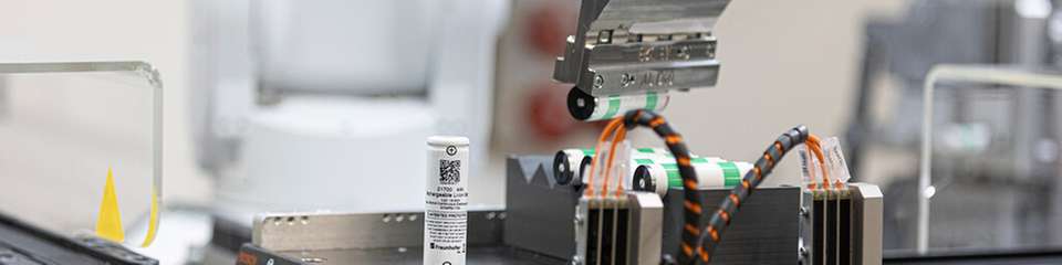 Verbindet hohe Energiedichten mit einer nachhaltigen, sicheren, kostengünstigen und robusten Zellarchitektur: Batterien mit Aluminium-Anode.