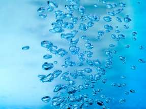 Eine Möglichkeit, organischen Spurenstoffe abzubauen, ist die Behandlung des Abwassers mit Ozon. 