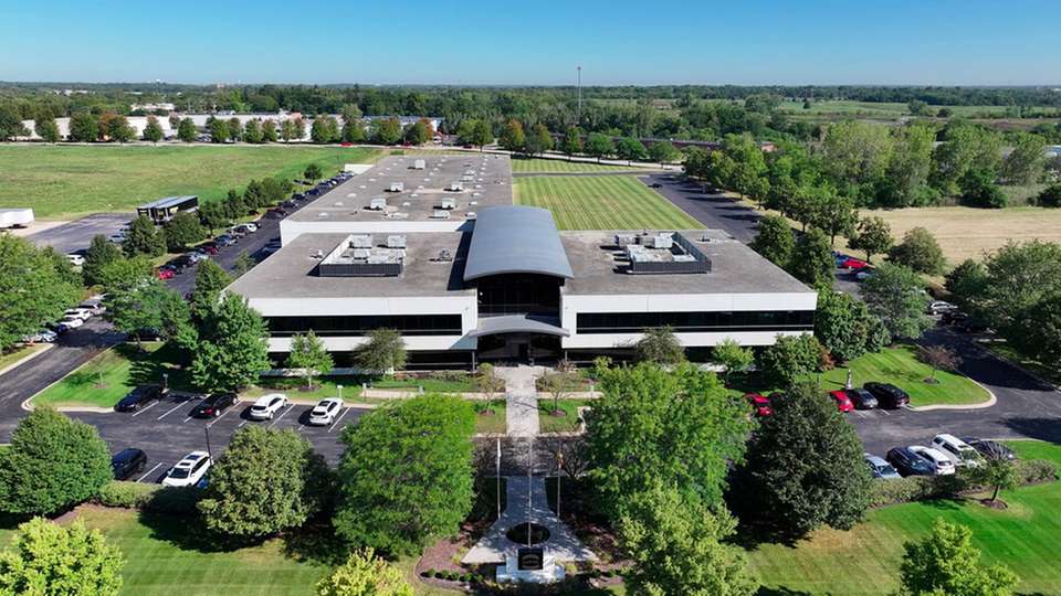 Der Harting-Standort in Elgin. Das Unternehmen entwickelt Verbindungslösungen für die Stromversorgung leistungsstarker KI-Rechenzentren und unterstützt den Übergang zu 800 VDC.