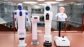 Roboter im Krankenhaus: Das Forschungsteam präsentiert Ergebnisse des Projekts HospiBot. 