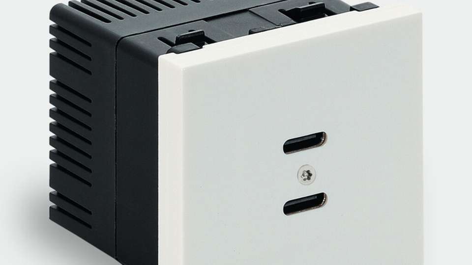 USB-C PD Ladesysteme für den Passagierbereich.
