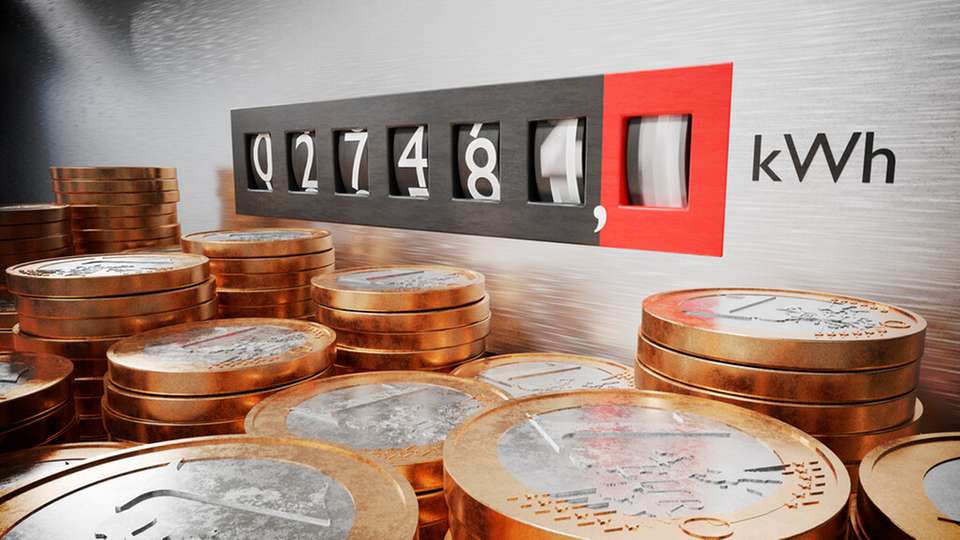 Über 60 Prozent des Strommixes stammen aus erneuerbaren Energien, und dennoch bleiben die Strompreise hoch. Energieintensive Industrieunternehmen trifft das besonders hart.