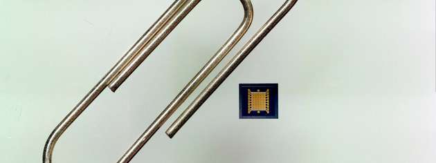 5 x 6 Varaktorarray mit einer Resonanzfrequenz von 1 MHz auf einem 3 x 3 mm2 Siliziumchip.