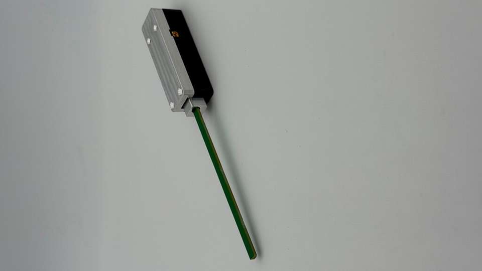 Eine automatisierte Kalibriermethodik von Inovent korrigiert Temperaturdrift, Achsfehler und Nichtlinearität dreiachsiger Hall-Sensoren und ermöglicht Messungen mit hoher Genauigkeit.