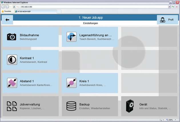 Im konfigurierbaren Web-Interface ist das Livebild zum laufenden Prozess jederzeit sichtbar. Die Parametrierung von Prüfaufgaben erfolgt plattform­unabhängig direkt im Browser der Maschinensteuerung.