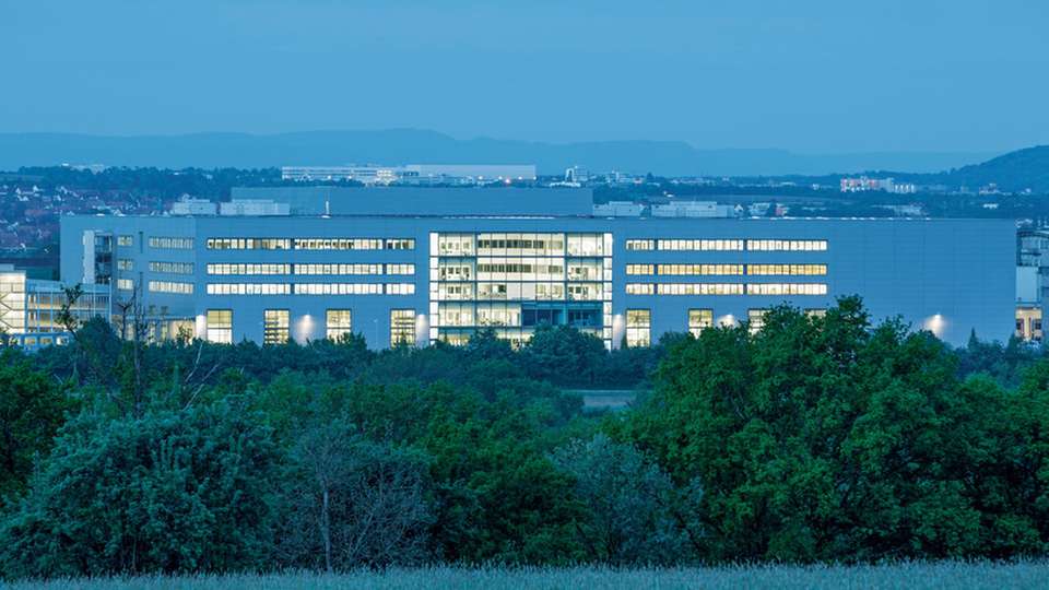 Die Technologiefabrik Scharnhausen: Fertigungsstandort von Festo für Ventile, Ventilinseln und Elektronik.  