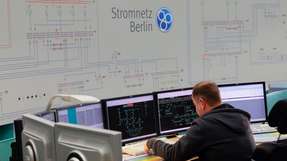 Leitstelle Stromnetz Berlin: Seit einem Jahr steuert die Fernsteuerungslösung eNergy über Funk EEG-Anlagen, Wärmepumpen, Nachtspeicherheizungen und nicht öffentliche Straßenbeleuchtung in einem Teil Berlins.