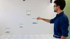 Bitdrones ist ein Display aus kleinen Coptern.