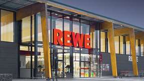 Filiale in Berlin: Alle Standorte von Rewe werden in das Energiemanagement-System integriert.