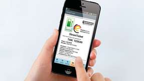 Stromticket per Smartphone-App: Ähnlich wie beim Online-Banking lässt sich der Ladepunkt per TAN freischalten. 