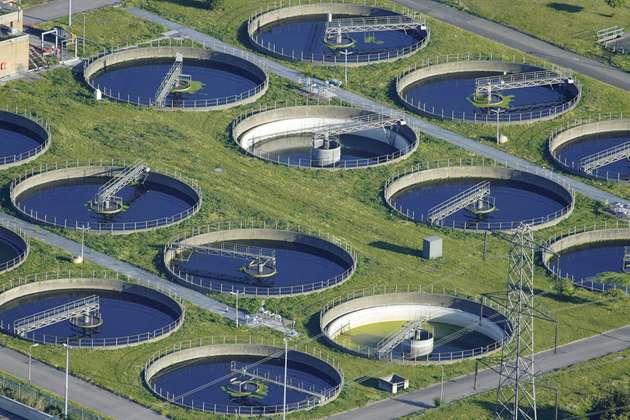 Wasseraufbereitungsanlage: Eine umweltfreundliche Alternative zur Entsorgung von Abwasser.