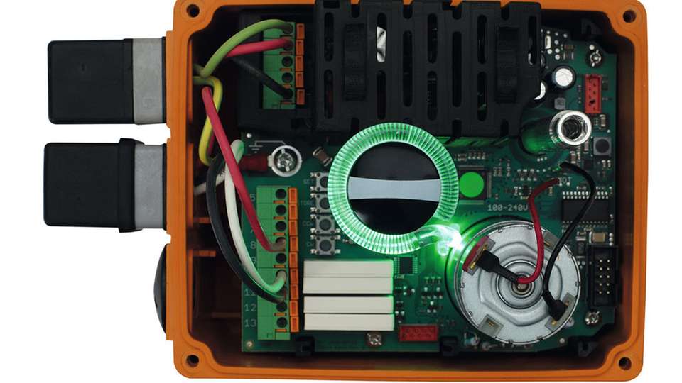 Eine standardisierte Schnittstelle macht die Antriebe mit marktüblichen Ventilen
kompatibel.