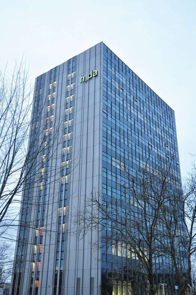 Vorbild: Das Campus-Hochhaus, Wahrzeichen der Hochschule Darmstadt, wurde energetisch saniert.