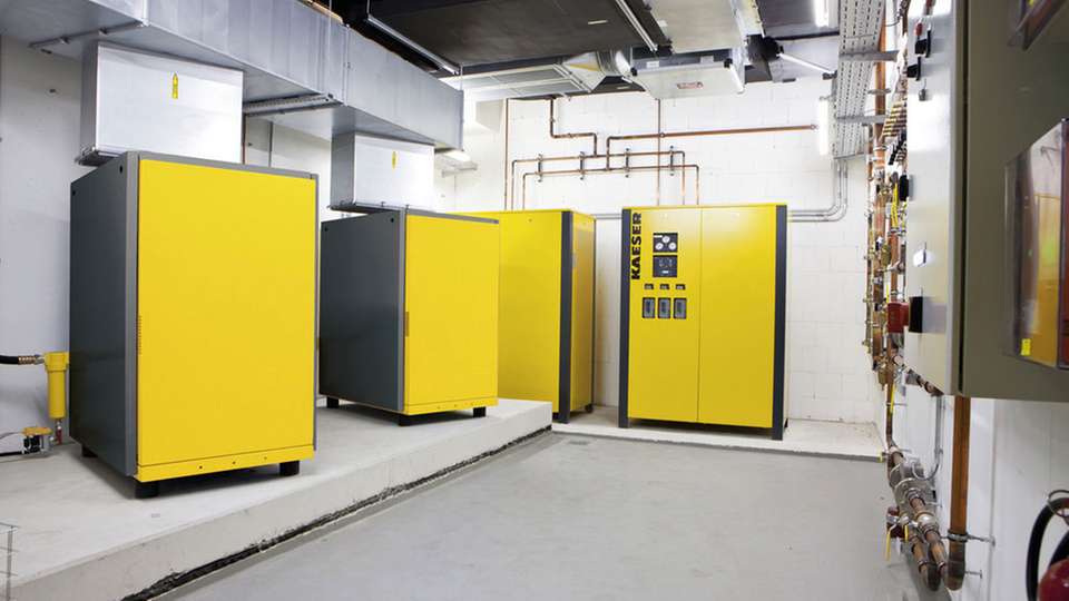 Verteilerzentren: Insgesamt wurde die Drucklufterzeugung auf vier dezentral angeordnete Druckluftstationen verteilt.