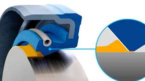 Die neue Beschichtung 75 FKM 585 plus ist einige hundert Nanometer dick und soll die Dichtlippe in Antrieben zuverlässig mit Schmiermittel benetzen.