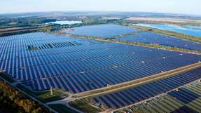 Delta liefert 3.500 hocheffiziente PV-Wechselrichter an Move on Energy für Europas größtes 650-MW-Solarkraftwerk in Witznitz Deutschland.