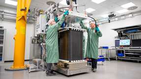 Bosch PEM Elektrolyse Stack Fertigung.