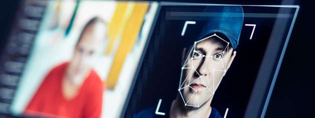 Aufgrund eines Deepfakes hatte ein Mitarbeiter im Jahr 2023 Millionenbeträge überwiesen. Seitdem werden Cyberbedrohungen nur immer komplexer.