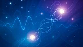 Ein Forschungsteam der TU Wien zeigt, dass speziell entwickelte KI‑Modelle Quantenfeldtheorien so optimieren können, dass selbst grobe Gitter präzise Simulationen in der Teilchenphysik ermöglichen.