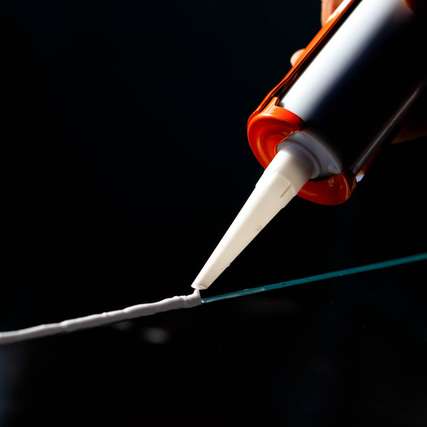 Kaum eine Branche kann ohne Kleben und Fügen erfolgreich sein.