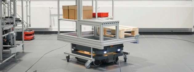 Die neue neue Transportlösung für FTS besteht aus einem standardisierten Base Cart und darauf abgestimmten, variabel konfigurierbaren Top Modulen.