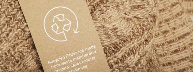 Bei der Wiederverwertung von zum Beispiel nicht nutzbarer Kleidung aus der Altkleidersammlung ist nicht bekannt, wie sich das Recyclingmaterial im Herstellungsprozess verhält – bislang ein Grund, den Einsatz zu vermeiden.