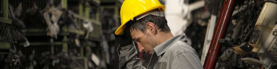 Ungeplante Stillstände verursachen hohe Kosten in der Industrie – laut Studie belaufen sich die Verluste auf bis zu 1,53 Millionen Euro pro Stunde.