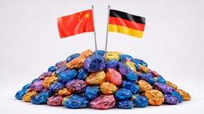 Die Exportkontrollen Chinas für Seltene Erden stärken die EU-Hersteller im Wettbewerb. Das geht aus einer Studie hervor, die Forscher des EPoS Economic Research Centers in Bonn und Mannheim vorgelegt haben.