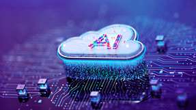 Cloudbasierte KI-Dienste und Schatten-IT können sensible Daten unkontrolliert an externe Anbieter übermitteln.