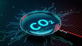 Ein Forschungs-Team hat die Emissionen digitaler Technologien von 2010 bis 2021 berechnet – inklusive Lieferketten: 77 bis 87 Prozent davon entstehen vor der Nutzung.