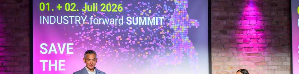 Vom 1. bis 2. Juli 2026 findet der 7. INDUSTRY.forward SUMMIT in Berlin statt. Auch dieses Jahr treffen sich Entscheider und Lenker aus dem deutschen Mittelstand bei der Zukunftskonferenz der Industrie, um über Strategien für den Standort, Souveränität und KI-Skalierung zu diskutieren.Im Video sehen Sie die Highlights des letzten INDUSTRY.forward SUMMIT.