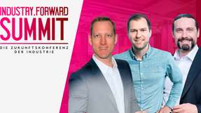 Beim INDUSTRY.forward SUMMIT 2026 kommen Entscheider auf solarbetriebenen Booten auf der Berliner Spree zusammen, um sich zu Industriethemen auszutauschen. Das Themen-Boot BEYOND wird von Zühlke präsentiert.