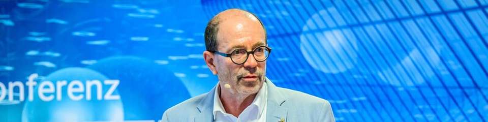 Wolfgang Straßer, Geschäftsführender Gesellschafter bei @-yet GmbH