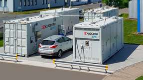 Elektrolyseanlage und Wasserstofftankstelle bei Kyros Hydrogen Solutions in Neuhaus-Schierschnitz, einem der vier Stifter der Professur Energiesysteme.