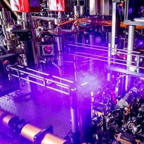 Durch die Simulation von Quantensystemen könnten in Zukunft neue Materialien entwickelt, chemische Prozesse analysiert und Optimierungsprobleme einfacher gelöst werden.