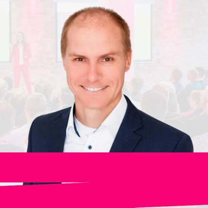 Dr. Quirin Görz, CEO von Kuka Digital, ist Speaker auf dem INDUSTRY.forward SUMMIT 2025.