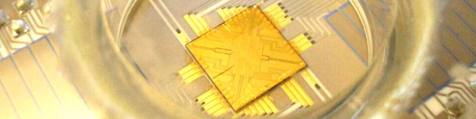 Der MAGIC-Quantenprozessor von eleQtron verwendet Mikrowellen, was zu weniger Kühlung und geringerem Stromverbrauch führt.