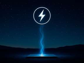 Eine experimentelle Anlage zeigt, wie ein Stirlingmotor nachts mechanische Energie aus dem Temperaturgefälle zwischen Erdboden und Weltraum gewinnt.