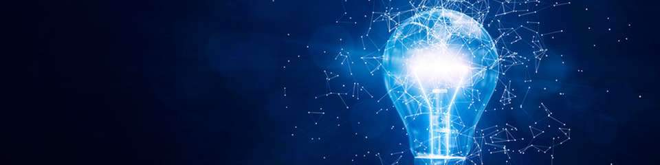 Mit dem in‑situ‑Röntgenmikroskop „MYSTIIC“ an BESSY II kartierte ein Team am HZB die chemischen Zustände von Titan in einzelnen MXene‑Flocken – und zeigte, dass Protonen‑ und Lithium‑Elektrolyte unterschiedliche Redoxreaktionen auslösen.