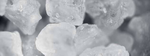 „Sowohl für kleine Reaktoren als auch für Solarthermie erweisen sich Salzschmelzen als vielversprechendes Wärmetransportmedium. In einigen Reaktorentwicklungen kommen sie sogar als kernbrennstofftragendes Medium zum Einsatz“, erläutert Frank Meissner, Leiter Reaktortechnologien bei TÜV Nord EnSys.