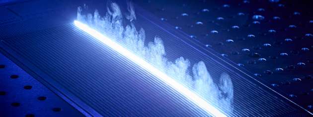 Beim Entschichten von Compound-Bipolarplatten gelingt es am Fraunhofer ILT bereits, das Leistungspotenzial des 1kW UKP-Lasers auszuschöpfen.